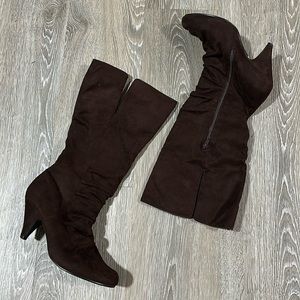 Calf high brown microfiber boots size 18